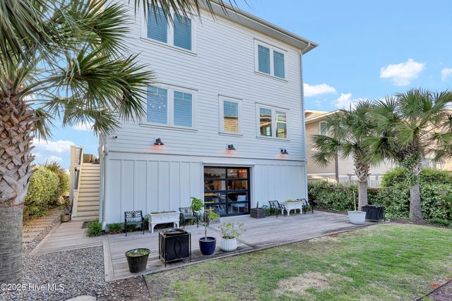 110 Waynick Boulevard, Wrightsville Beach, NC 28480