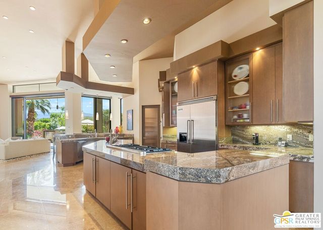 4 Paradise Cove Court, Rancho Mirage, CA 92270