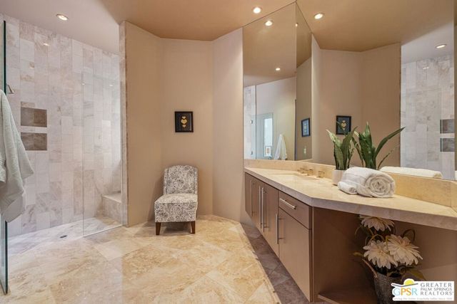 4 Paradise Cove Court, Rancho Mirage, CA 92270