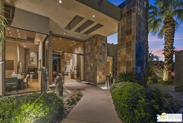 4 Paradise Cove Court, Rancho Mirage, CA 92270