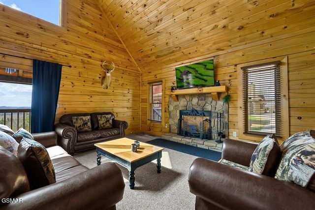 936 Buck Way, Sevierville, TN 37876