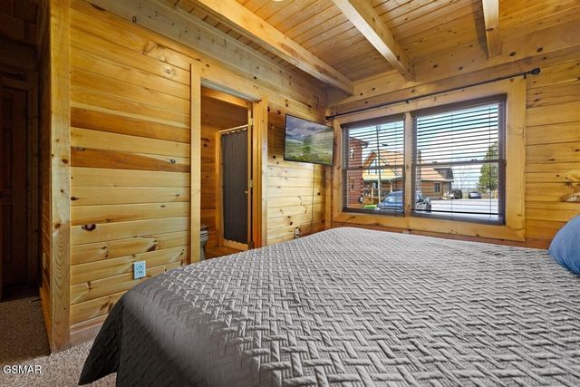 936 Buck Way, Sevierville, TN 37876