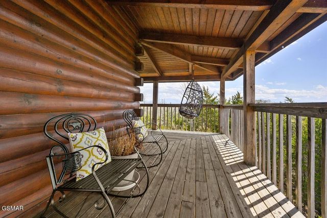 936 Buck Way, Sevierville, TN 37876