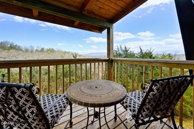 936 Buck Way, Sevierville, TN 37876