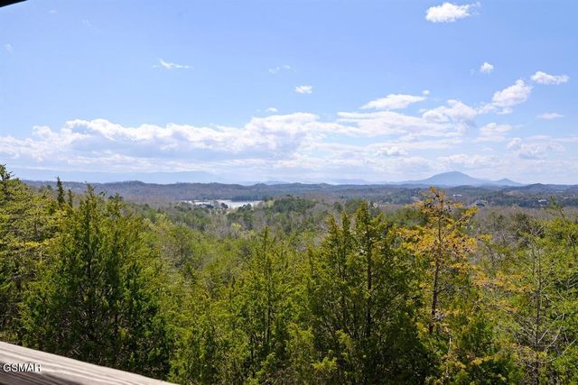 936 Buck Way, Sevierville, TN 37876