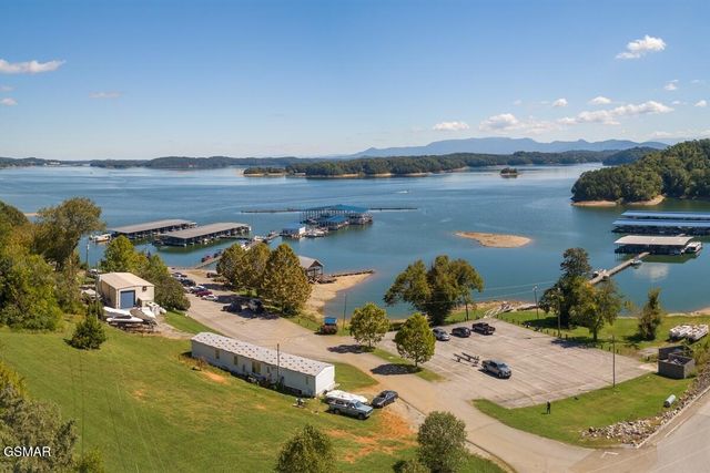 936 Buck Way, Sevierville, TN 37876