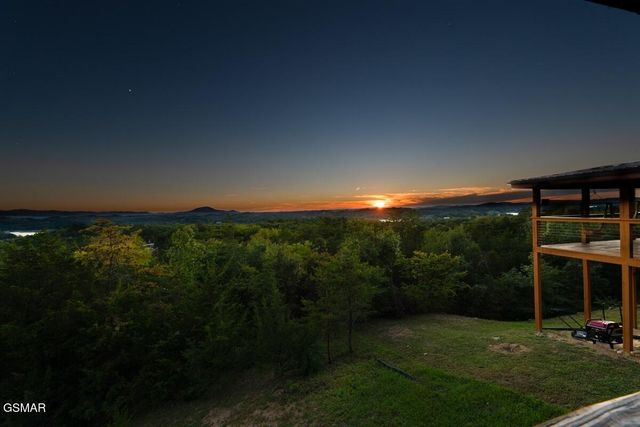 936 Buck Way, Sevierville, TN 37876