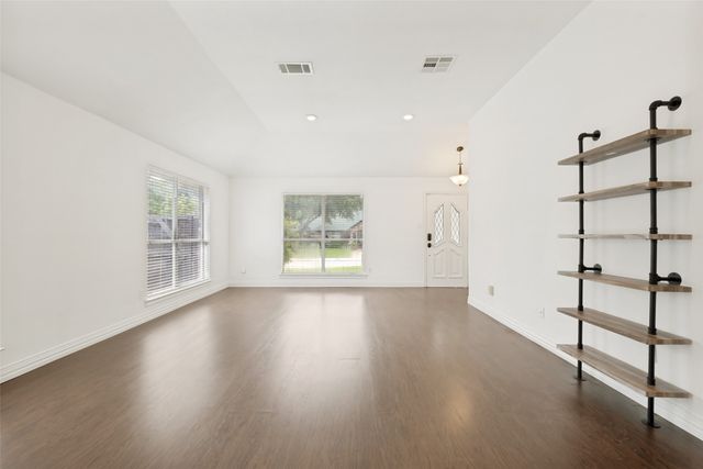 4232 Osborn Road, Dallas, TX 75227
