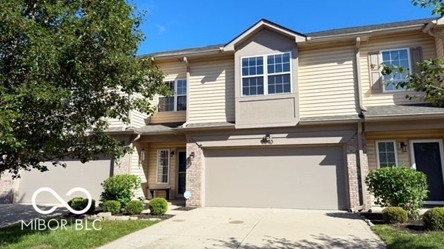 8040 Windham Lake Way, Indianapolis, IN 46214