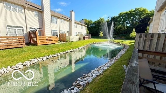 8040 Windham Lake Way, Indianapolis, IN 46214