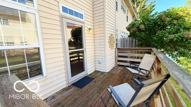 8040 Windham Lake Way, Indianapolis, IN 46214