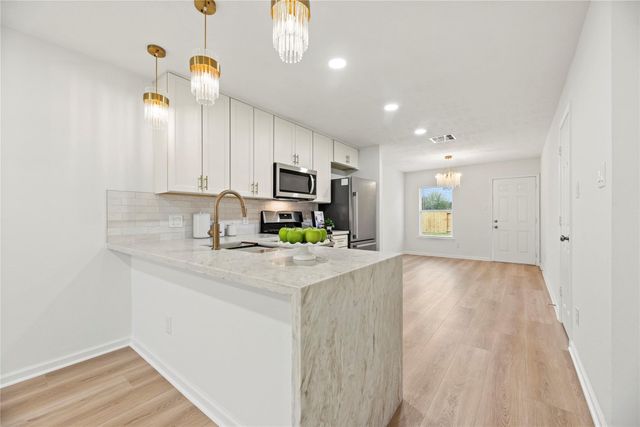 5003 Westwood Pines Drive, Katy, TX 77449