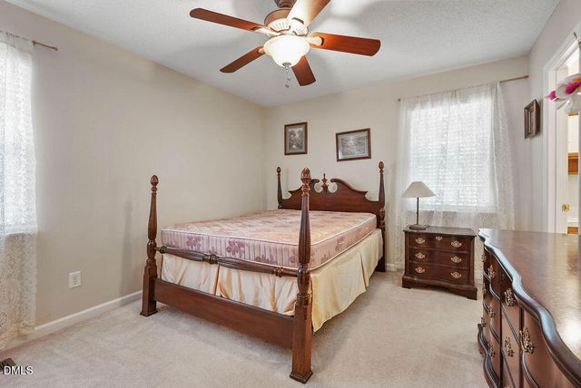 48 Hammerstone Drive, Fuquay Varina, NC 27526