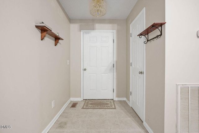 48 Hammerstone Drive, Fuquay Varina, NC 27526