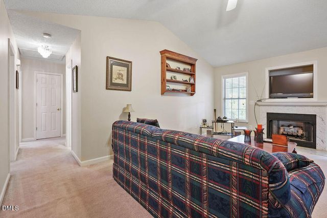 48 Hammerstone Drive, Fuquay Varina, NC 27526
