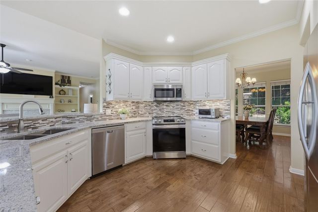 10802 Beach RD, Leander, TX 78641