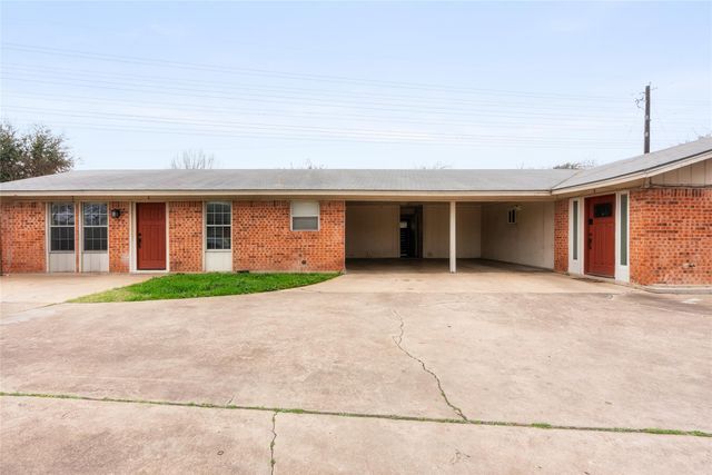2408 Ventura DR A, Austin, TX 78741