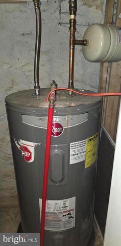 405 N LOUDON AVE, Baltimore, MD 21229