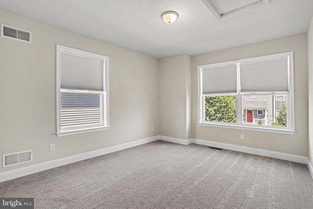 12 PACIFIC BLVD, Ephrata, PA 17522