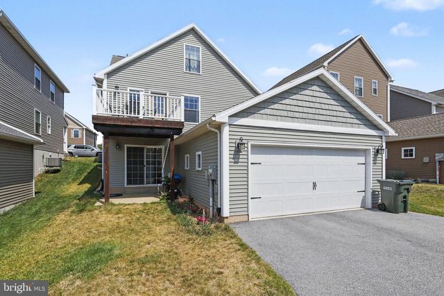 12 PACIFIC BLVD, Ephrata, PA 17522