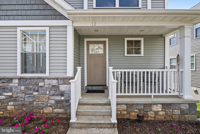 12 PACIFIC BLVD, Ephrata, PA 17522
