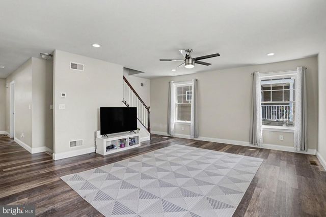 12 PACIFIC BLVD, Ephrata, PA 17522
