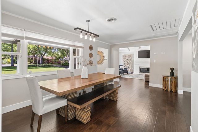 3410 W Country Club Ln, Sacramento, CA 95821