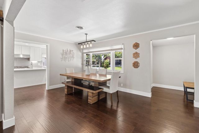 3410 W Country Club Ln, Sacramento, CA 95821