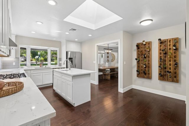 3410 W Country Club Ln, Sacramento, CA 95821