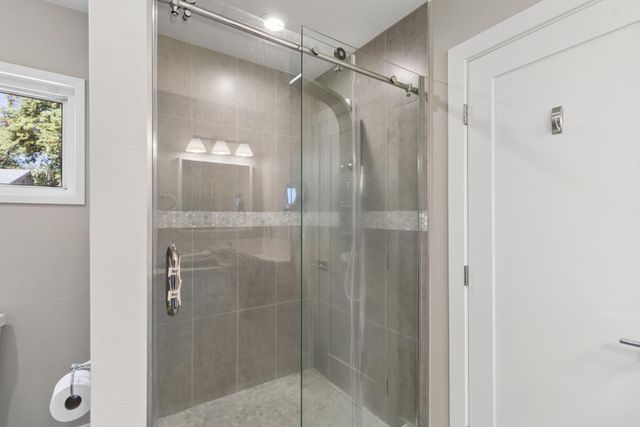 3410 W Country Club Ln, Sacramento, CA 95821