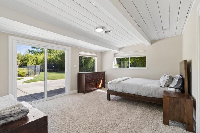 3410 W Country Club Ln, Sacramento, CA 95821