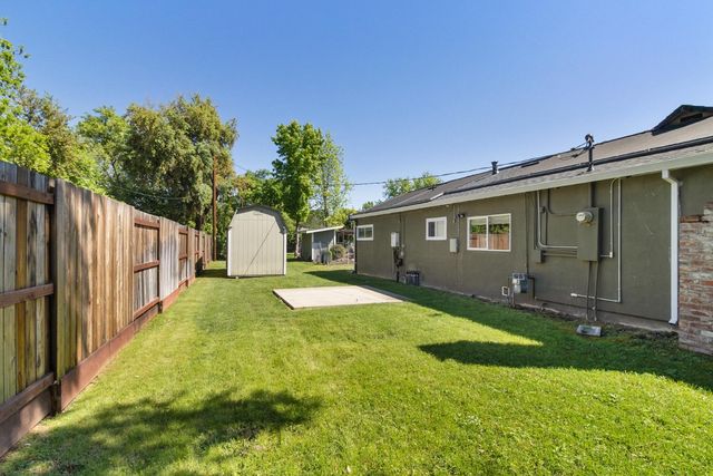 3410 W Country Club Ln, Sacramento, CA 95821