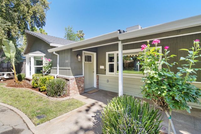 3410 W Country Club Ln, Sacramento, CA 95821