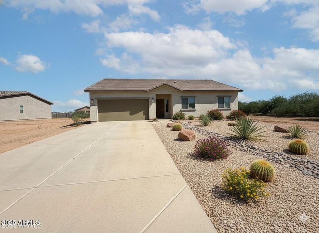 13089 S INCA Lane, Arizona City, AZ 85123