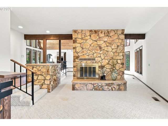 87188 GREEN HILL Rd, Eugene, OR 97402