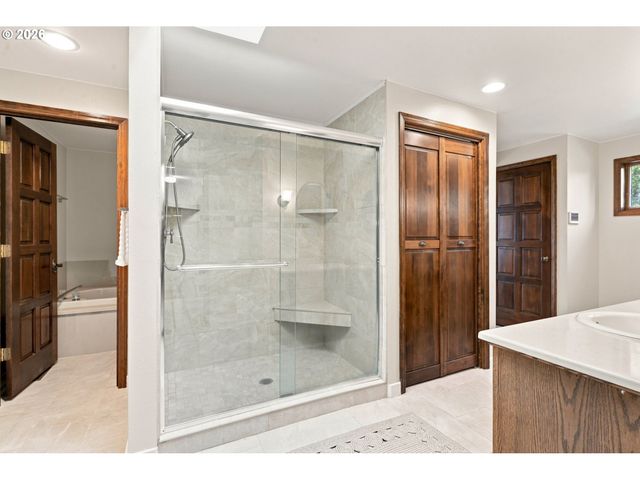 87188 GREEN HILL Rd, Eugene, OR 97402