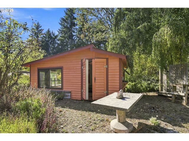 87188 GREEN HILL Rd, Eugene, OR 97402