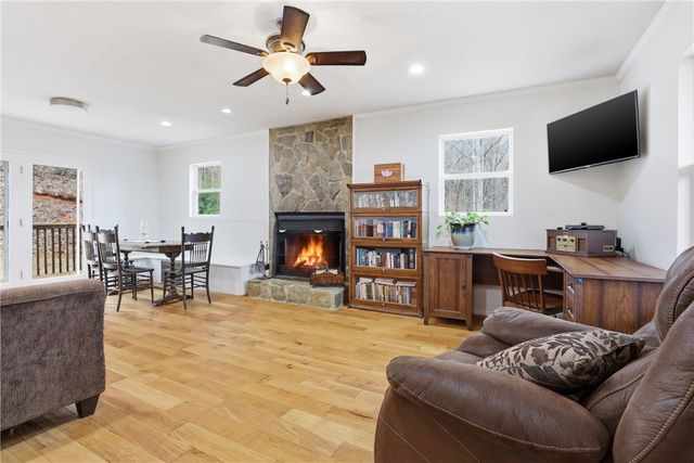 315 Valley Drive, Walhalla, SC 29691