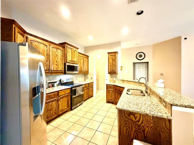 2102 Central Park Drive, Wylie, TX 75098