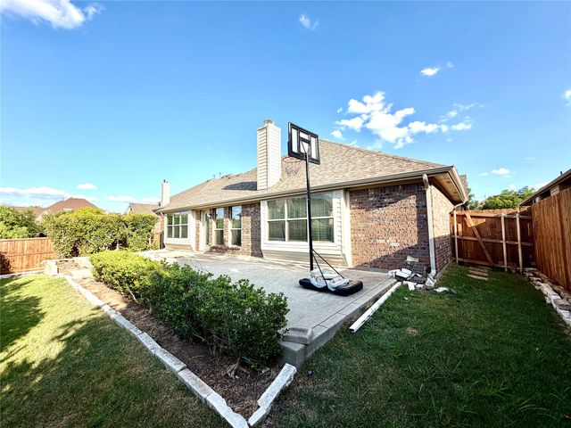 2102 Central Park Drive, Wylie, TX 75098