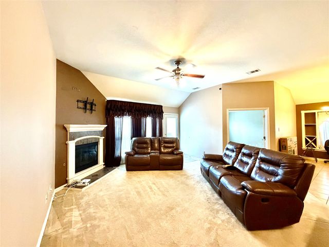2102 Central Park Drive, Wylie, TX 75098