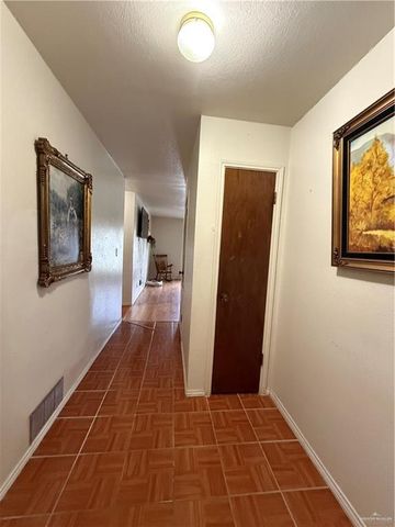 400 Peacock Drive, San Benito, TX 78586