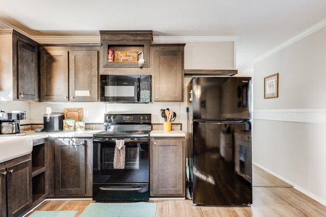 29 Canterbury Drive, Defuniak Springs, FL 32433