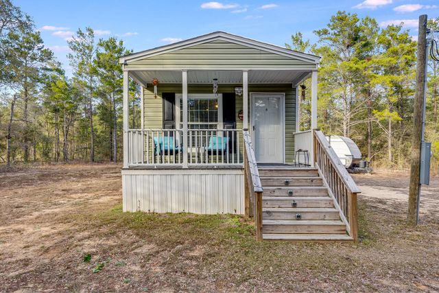 29 Canterbury Drive, Defuniak Springs, FL 32433