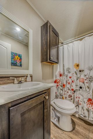 29 Canterbury Drive, Defuniak Springs, FL 32433