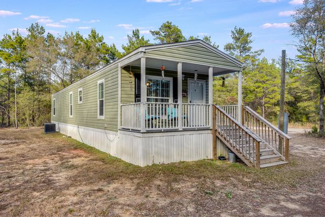 29 Canterbury Drive, Defuniak Springs, FL 32433