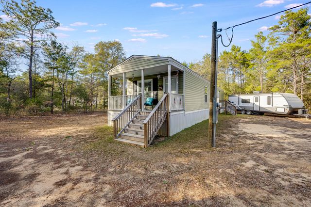 29 Canterbury Drive, Defuniak Springs, FL 32433