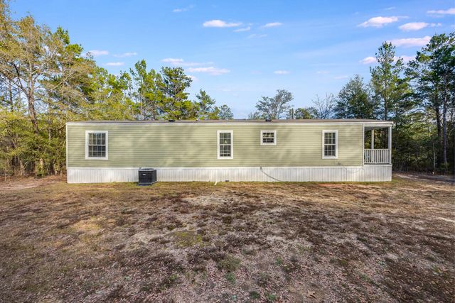 29 Canterbury Drive, Defuniak Springs, FL 32433