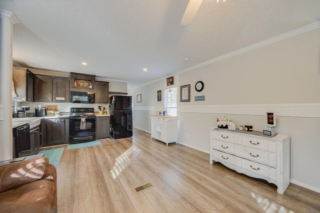 29 Canterbury Drive, Defuniak Springs, FL 32433