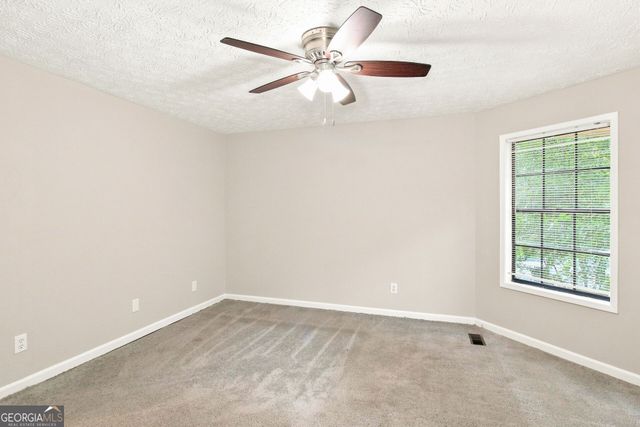 135 N Creek Trail, Jonesboro, GA 30238